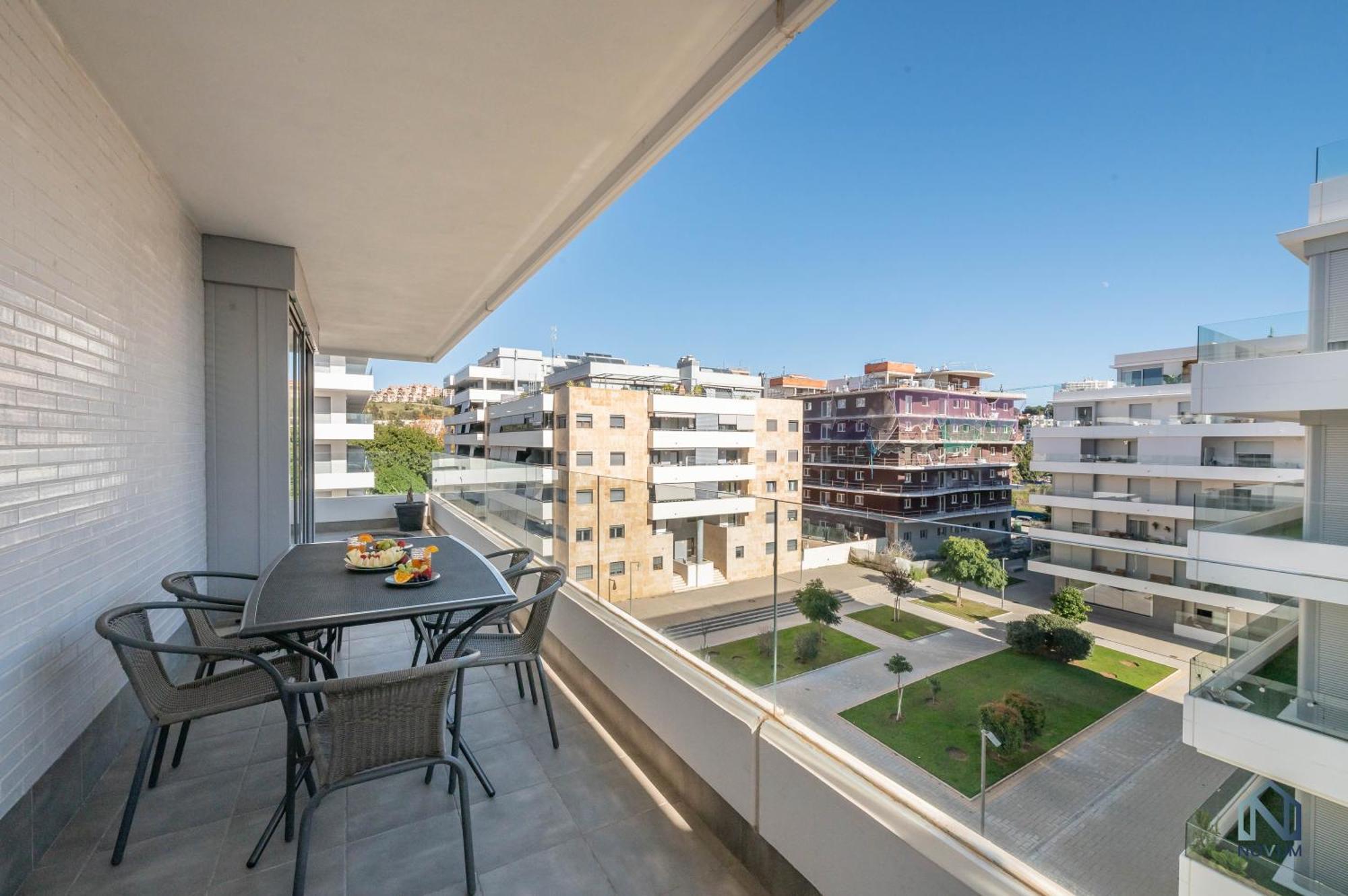 Newly Built 3 Bdrm Modern W Gym, Pool, & Views * Marbellac